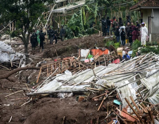 Devastating Landslide on Indonesia: Causes and Rescue Updates A landslide on Indonesia's Java island