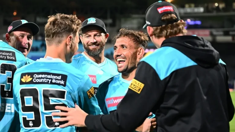 Zaman Khan successfully defended just six runs in the final over